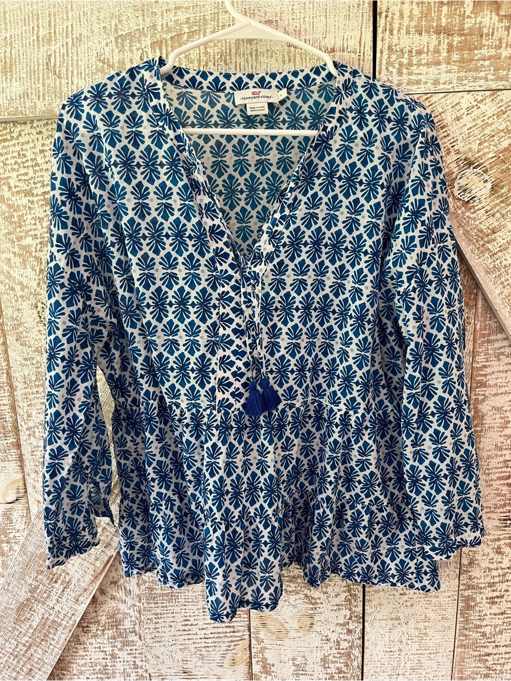 Vinyard Vines Blue Block Print Ladies Tunic Top with Tassel Tie Size Large